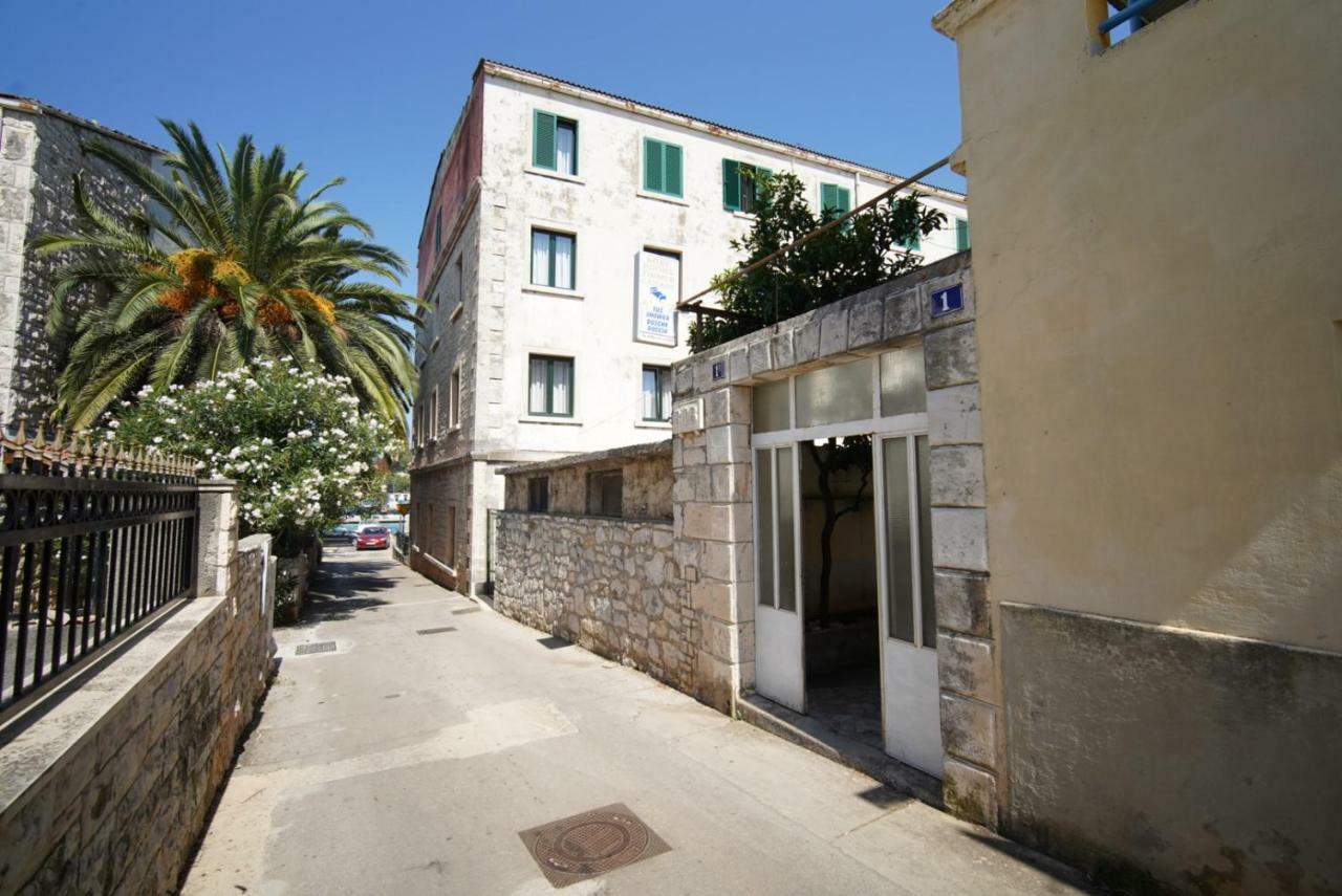 Guesthouse Franko Vela Luka Εξωτερικό φωτογραφία